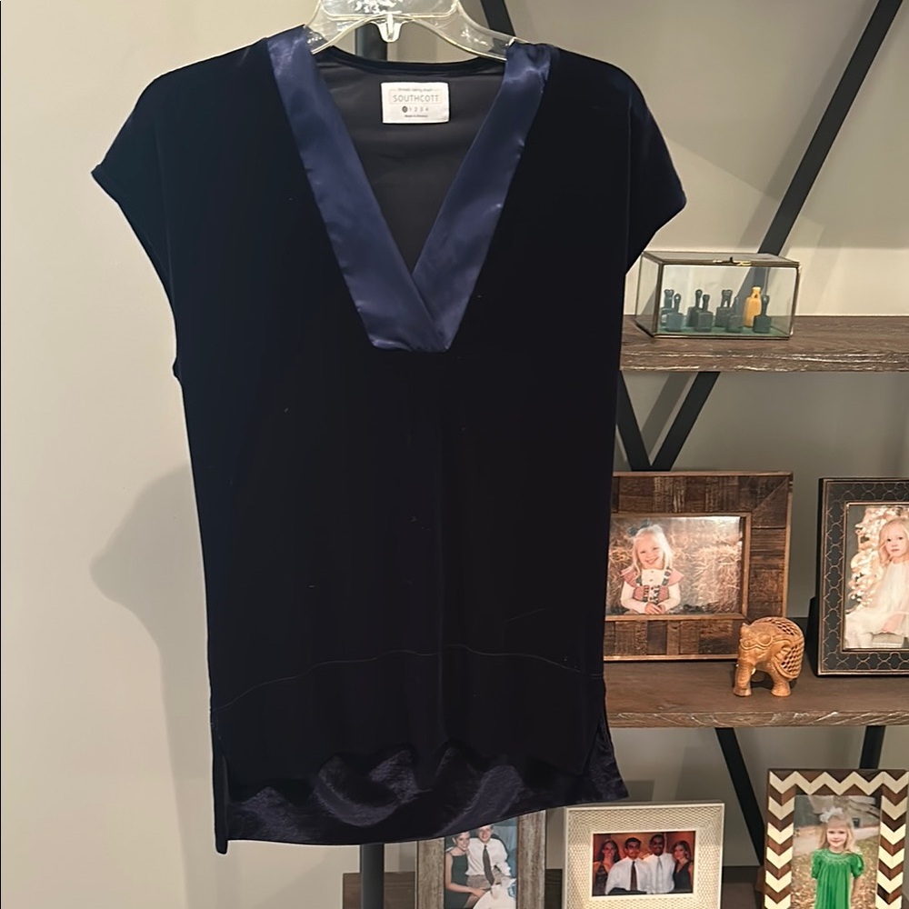 Women's Navy Top by Banana Republic